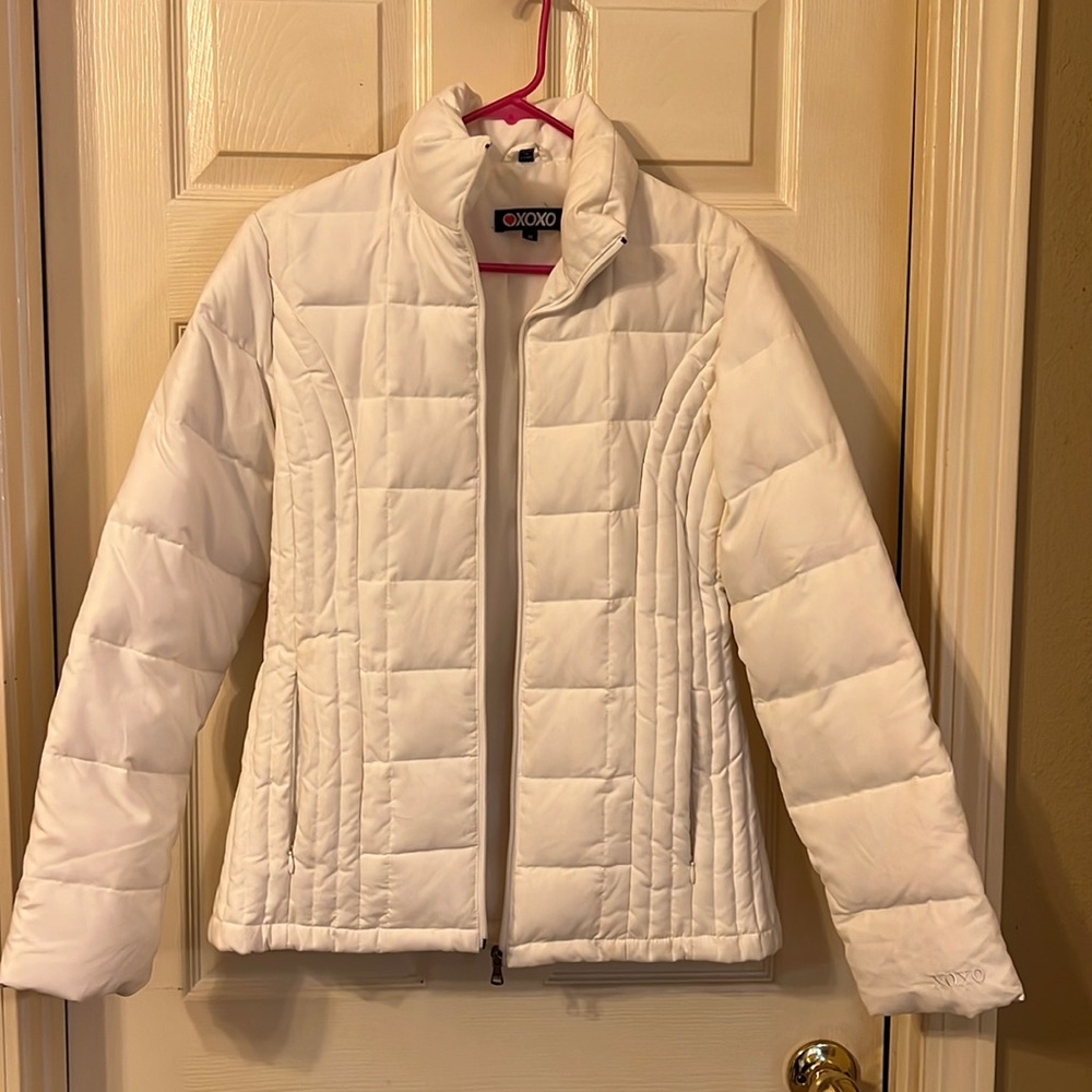 XOXO White Coat. Never worn. Great condition.